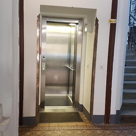 Gorgeous Viennese Apartment 10 Min To City Center Екстер'єр фото